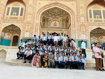 S.D. PUBLIC SCHOOL